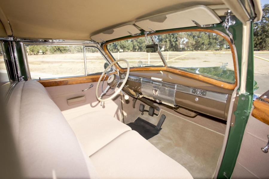 Интерьер Cadillac Fleetwood Seventy-Five Convertible Sedan (7529) 1939 года  (фото 16 из 16)